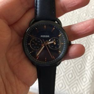 Blue Taylor fossil watch